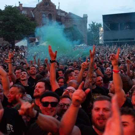 Feine Sahne Fischfilet - Wir Kommen In Frieden - Live 2025