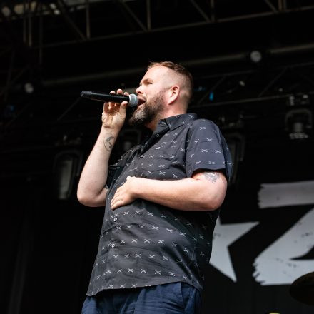 Feine Sahne Fischfilet - Wir Kommen In Frieden - Live 2025