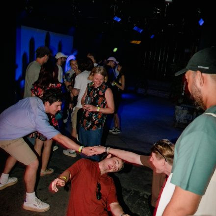 DOBE x RaveOnSociety