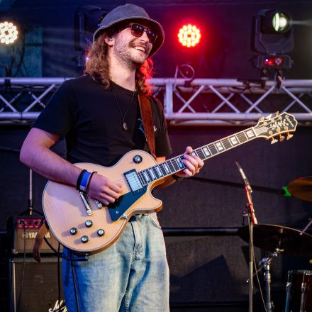 Szene Soundgarden mit Shatterfly und Noisy Sunset
