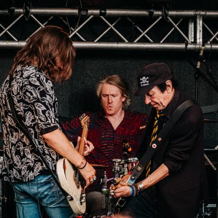 Letz Zeppelin | The Stonez