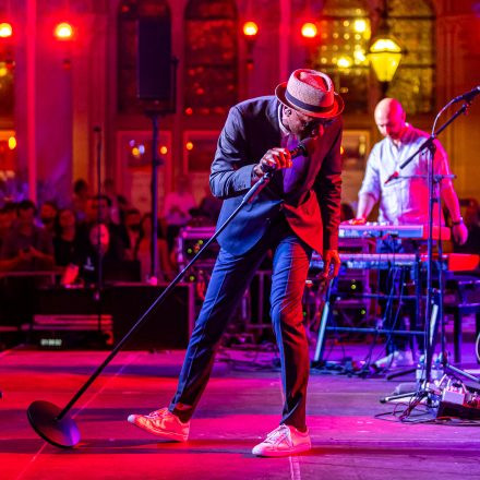 Aloe Blacc