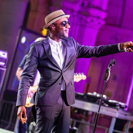 Aloe Blacc
