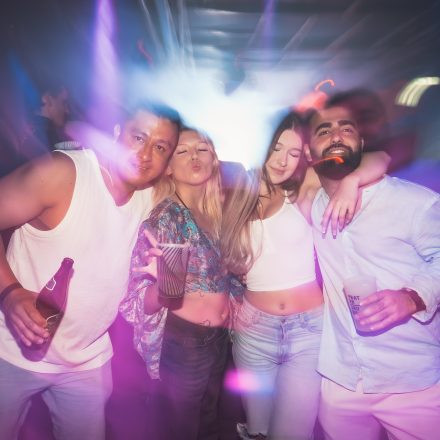 Bar Babes and Bouncers 21.07.2025