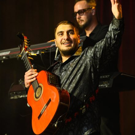 Gipsy Kings by Diego Baliardo