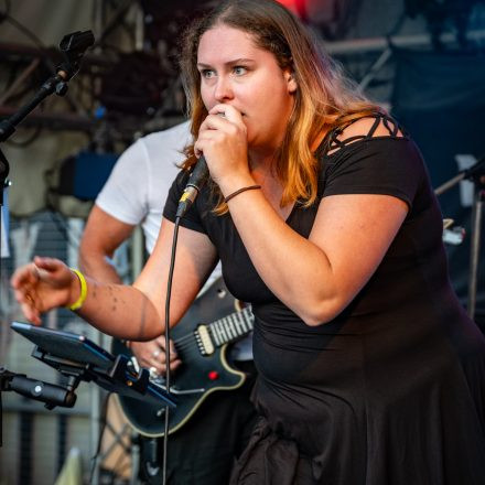 Szene Soundgarden mit Distress Resilience und Mykage