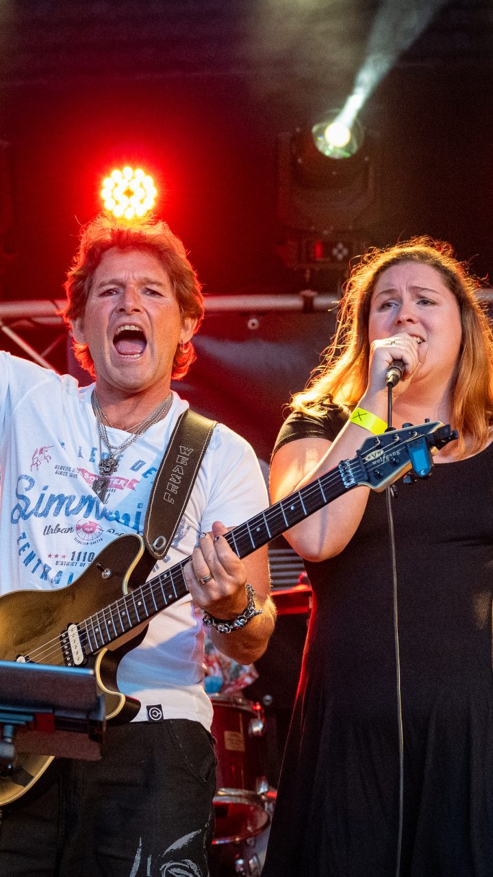 Szene Soundgarden mit Distress Resilience und Mykage