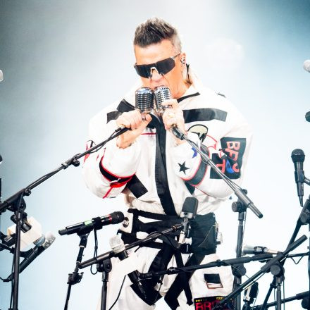 Robbie Williams