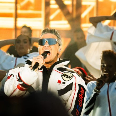 Robbie Williams