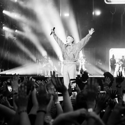 Robbie Williams