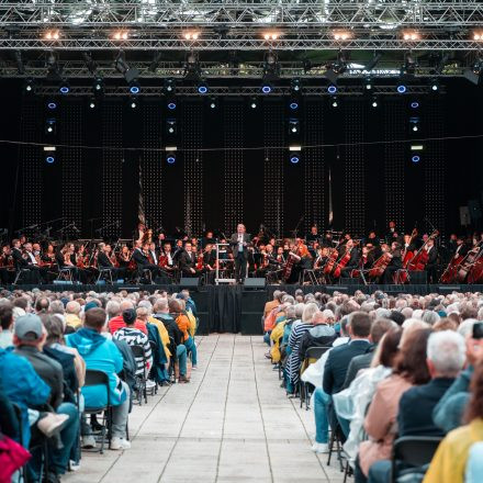 Music Of James Bond - Klassik am Dom
