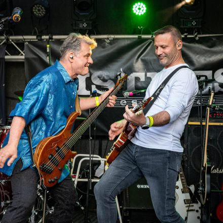 Szene Soundgarden mit Distress Resilience und Mykage