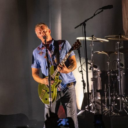 Queens of the Stone Age