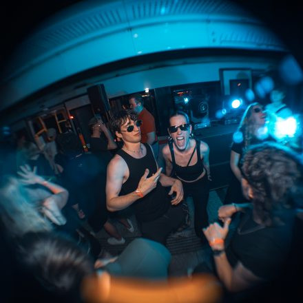 WienerLinien U-Bahn Rave