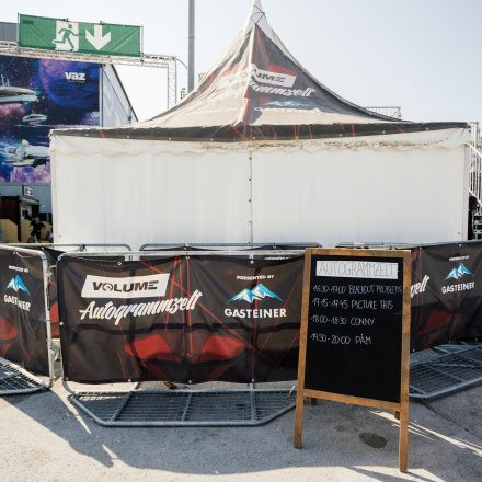 FM4 Frequency Festival 2025 - Autogrammzelt pres. by Gasteiner