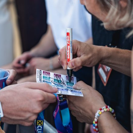 FM4 Frequency Festival 2025 - Autogrammzelt pres. by Gasteiner