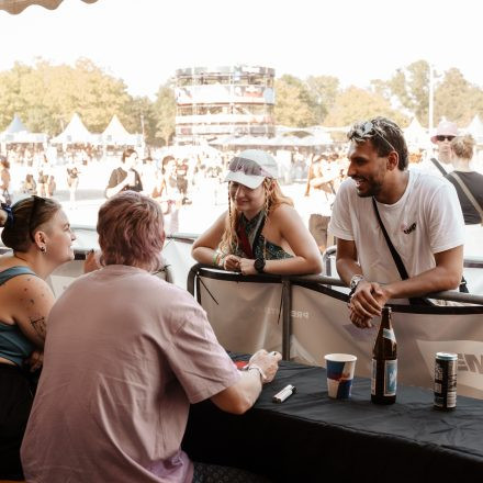 FM4 Frequency Festival 2025 - Autogrammzelt pres. by Gasteiner
