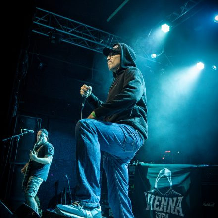 Agnostic Front & Battery & Alive Inside