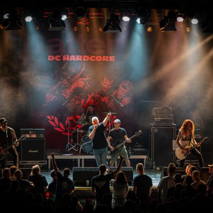 Agnostic Front & Battery & Alive Inside