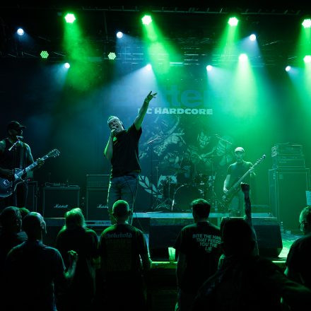 Agnostic Front & Battery & Alive Inside