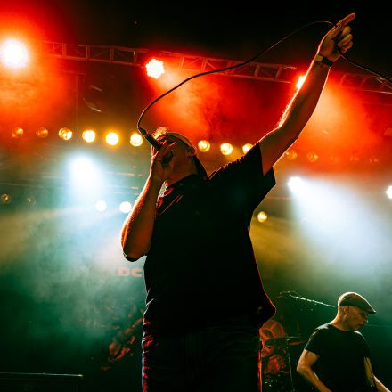 Agnostic Front & Battery & Alive Inside