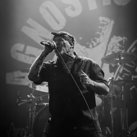 Agnostic Front & Battery & Alive Inside