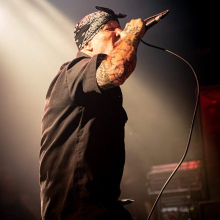 Agnostic Front & Battery & Alive Inside