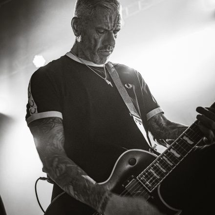 Agnostic Front & Battery & Alive Inside