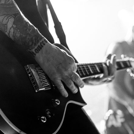Agnostic Front & Battery & Alive Inside