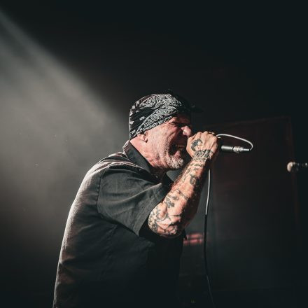 Agnostic Front & Battery & Alive Inside