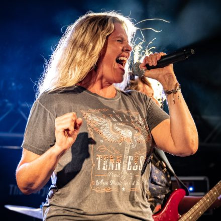 Thunderjunkies | Izy Riff & The Lucky Boys