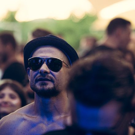 Techno am Wasser