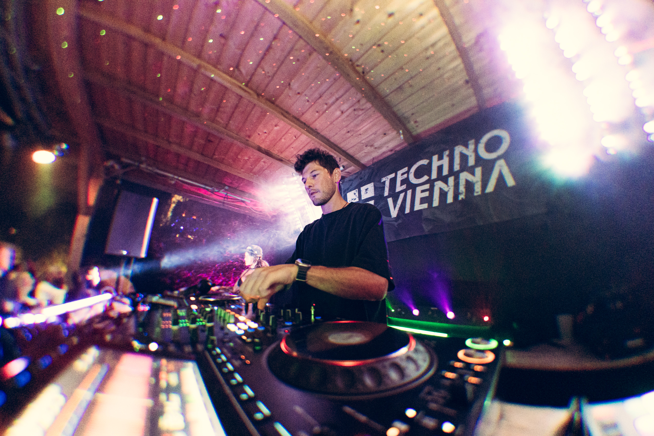 Techno am Wasser