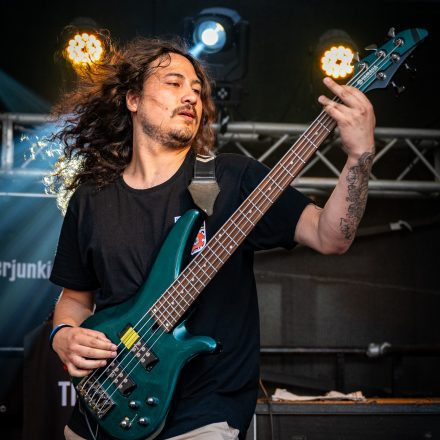 Thunderjunkies | Izy Riff & The Lucky Boys