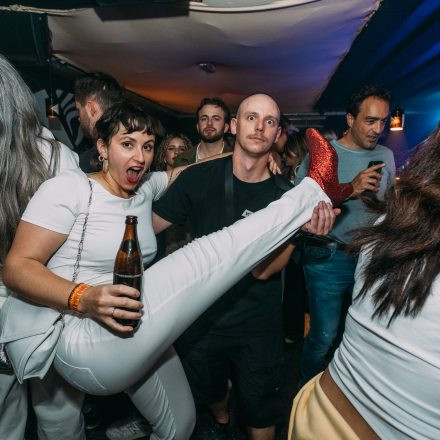 90ies & 2000s Club - Back for Good!