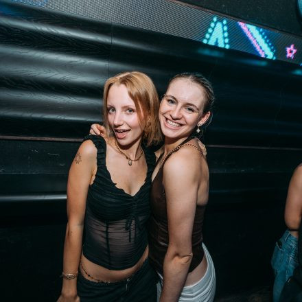 90ies & 2000s Club - Back for Good!