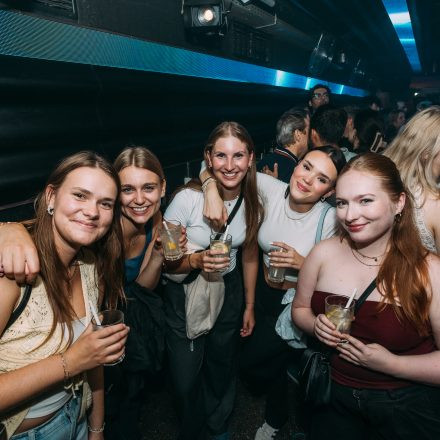 90ies & 2000s Club - Back for Good!