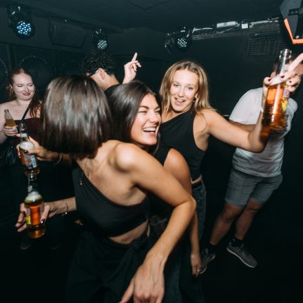 90ies & 2000s Club - Back for Good!