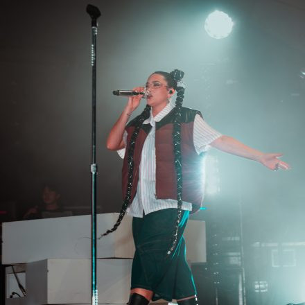 Lauren Spencer Smith