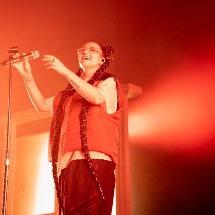 Lauren Spencer Smith