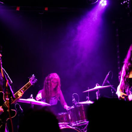 L.A. Witch