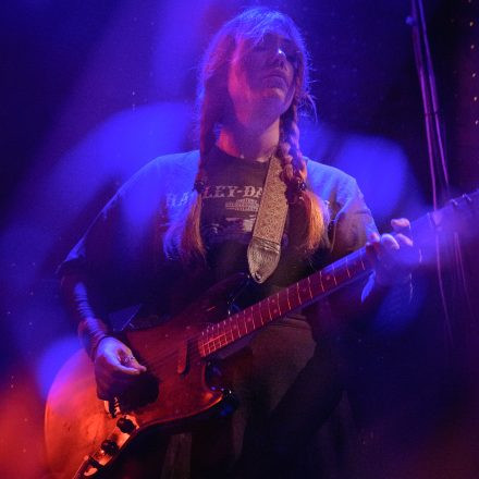 L.A. WITCH (Support: The Zew)