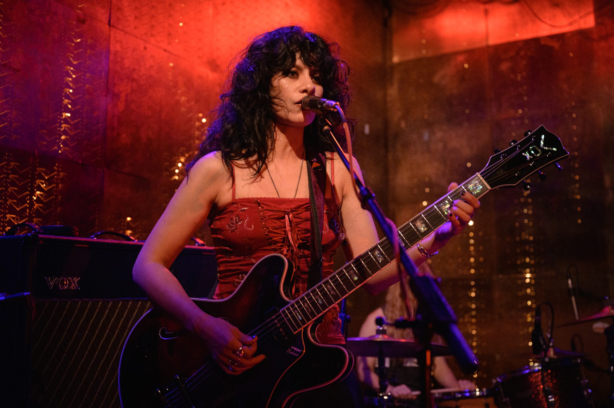 L.A. WITCH (Support: The Zew)