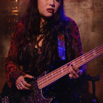 L.A. WITCH (Support: The Zew)