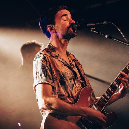 Gizmo Varillas | Support: Bon Jour