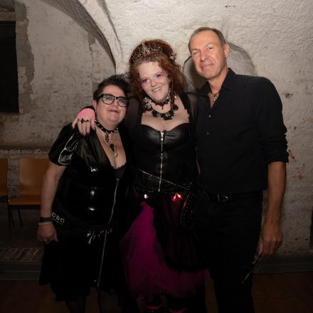 Schwarzer Reigen - Götterdämmerung