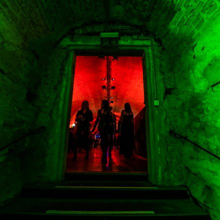 Schwarzer Reigen - Götterdämmerung