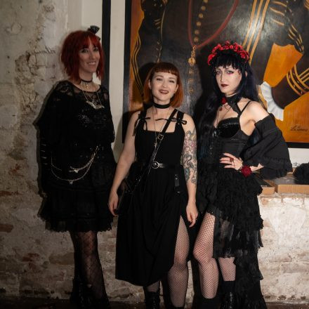 Schwarzer Reigen - Götterdämmerung