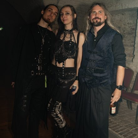 Schwarzer Reigen - Götterdämmerung