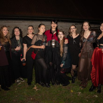 Schwarzer Reigen - Götterdämmerung